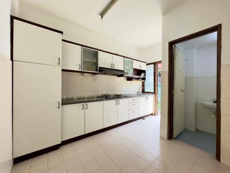 Terraced House for Sale in Sungai Buloh (Selangor) - Fazie Noor - Kitchen - PropertyGuru.com.my
