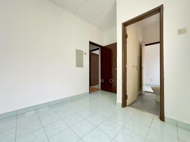 Terraced House for Sale in Sungai Buloh (Selangor) - Fazie Noor - Interior - PropertyGuru.com.my