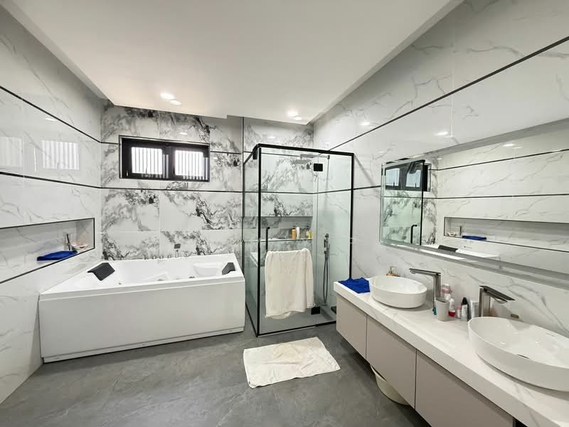 Rumah Banglo untuk Dijual di Kapar (Selangor) - Tom Yip - Bathroom - PropertyGuru.com.my