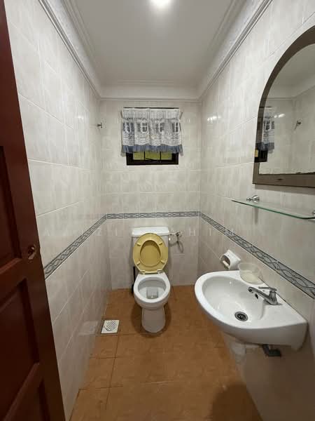 2-storey Terraced House for Rent in Presint 8 (Putrajaya) - Azizirrahim . - Bathroom - PropertyGuru.com.my