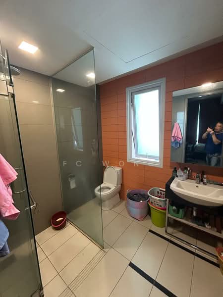 Servis Apartment untuk Dijual di Uptown Residences - FC Wong - Bathroom - PropertyGuru.com.my
