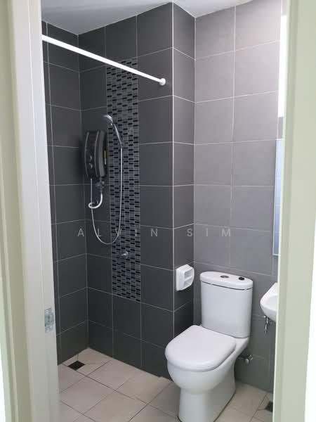 Kondominium untuk Disewa di Solaria Residences - Alvin Sim - Bathroom - PropertyGuru.com.my