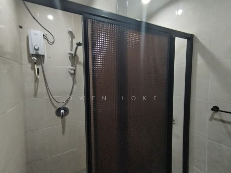 Kondominium untuk Disewa di 10 Semantan Suites - Owen Loke - Bathroom - PropertyGuru.com.my