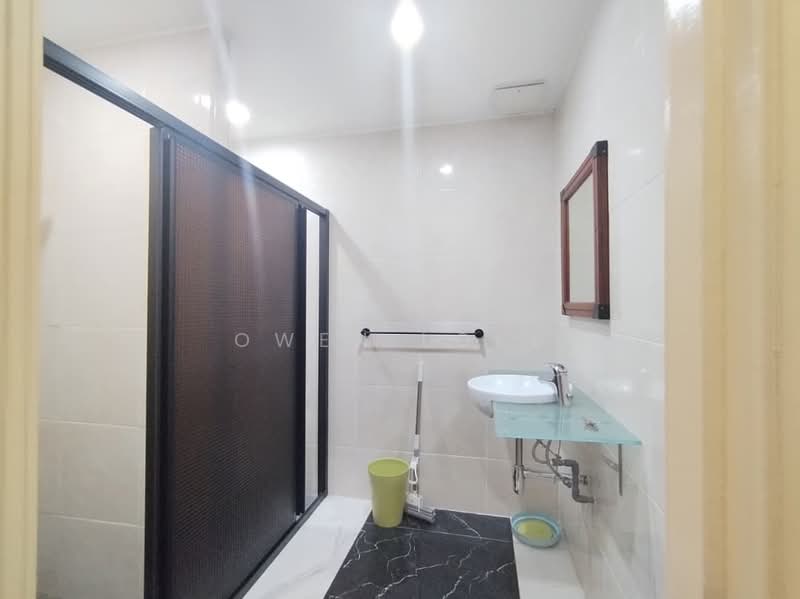 Kondominium untuk Disewa di 10 Semantan Suites - Owen Loke - Bathroom - PropertyGuru.com.my