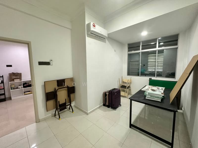 Terraced House for Sale in Batu Berendam (Melaka) - How Liew - Study - PropertyGuru.com.my