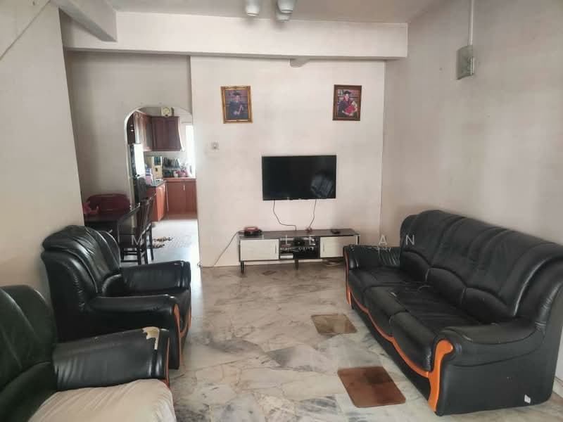 2-storey Terraced House for Sale in Shah Alam (Selangor) - Michelle Tan - Living Room - PropertyGuru.com.my
