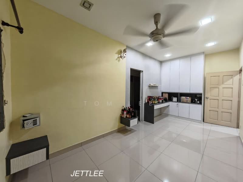 2-storey Terraced House for Sale in Kota Kemuning (Shah Alam) - Tom Lee - PropertyGuru.com.my