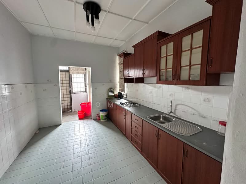 Bungalow for Sale in Bandar Bukit Beruntung (Bukit Beruntung) - Tom Yip - Kitchen - PropertyGuru.com.my