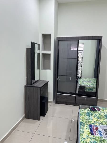 2-storey Terraced House for Sale in Taman Puteri Wangsa (Ulu Tiram) - Ee Fong Toh - Bedroom - PropertyGuru.com.my