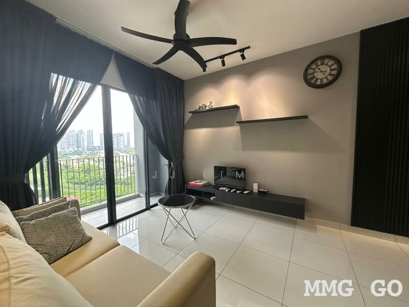 Servis Apartment untuk Disewa di Millerz Square Serviced Residence - JJ Lim - Living Room - PropertyGuru.com.my