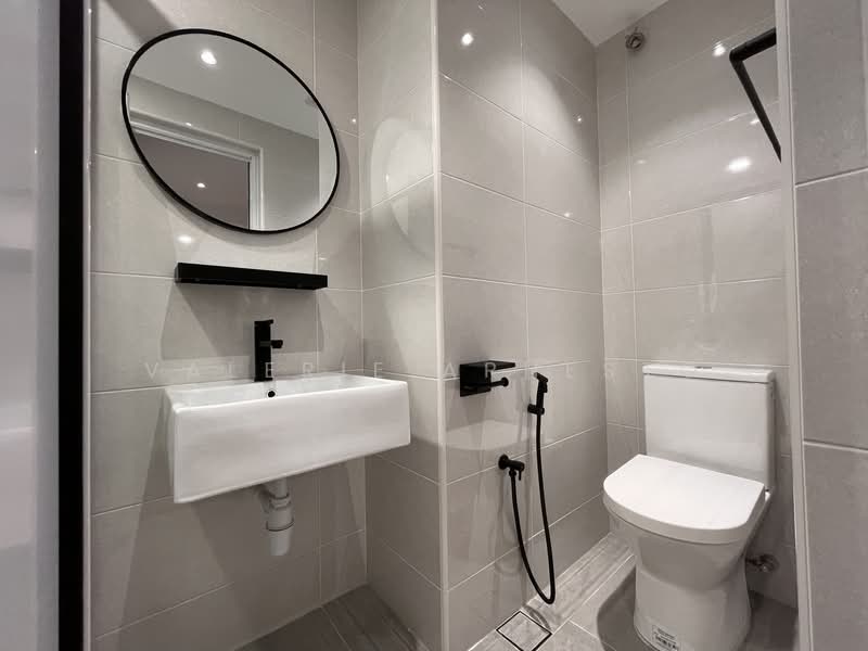 Kondominium untuk Dijual di Kiaramas Sutera - Valerie Arnesto - Bathroom 2 - PropertyGuru.com.my