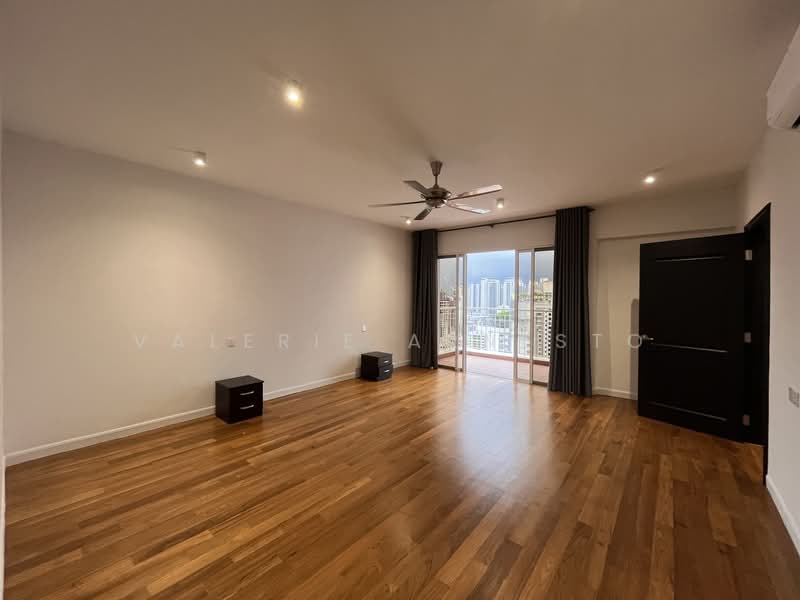 Kondominium untuk Dijual di Kiaramas Sutera - Valerie Arnesto - Master Bedroom - PropertyGuru.com.my