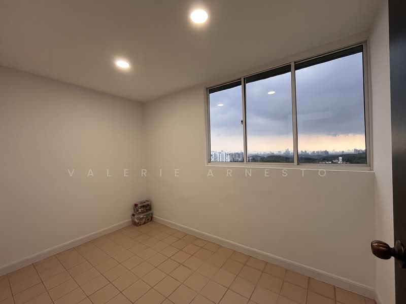 Kondominium untuk Dijual di Kiaramas Sutera - Valerie Arnesto - Maid Bedroom - PropertyGuru.com.my