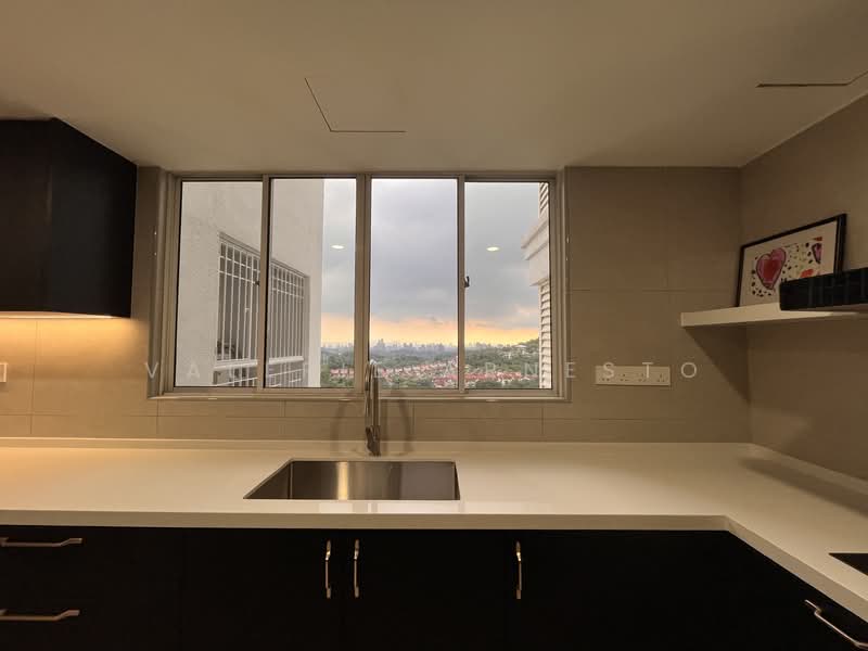 Kondominium untuk Dijual di Kiaramas Sutera - Valerie Arnesto - Kitchen - PropertyGuru.com.my