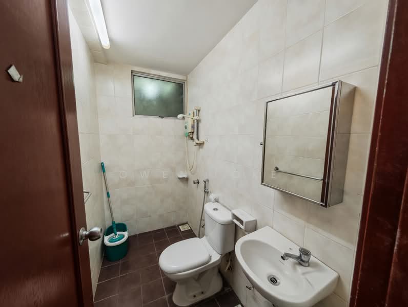 Servis Apartment untuk Disewa di E-Tiara - Owen Loke - Bathroom - PropertyGuru.com.my