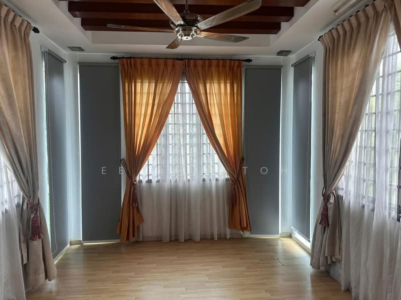 Rumah Banglo untuk Dijual di Taman Mount Austin (Tebrau) - Ee Fong Toh - Living Room - PropertyGuru.com.my