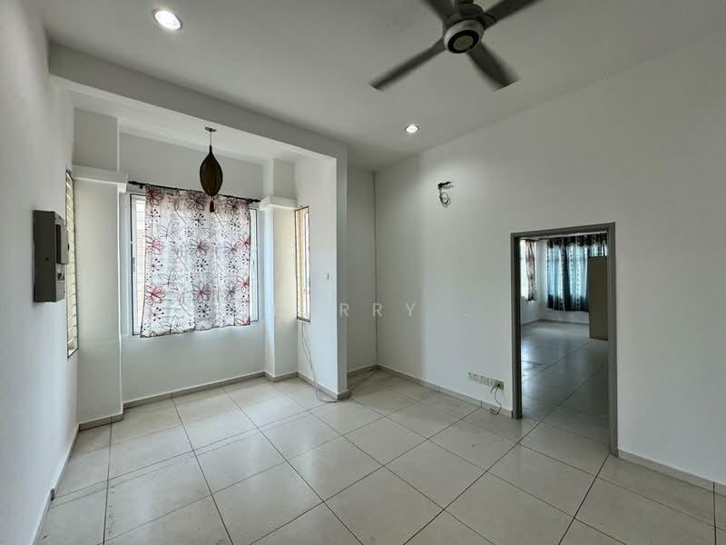2-storey Terraced House for Sale in Taman Merbok (Bukit Baru) - Cherry . - Living Room - PropertyGuru.com.my