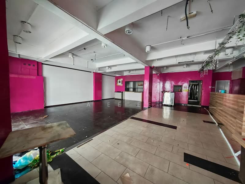 Kedai untuk Disewa di Bukit Jambul (Penang) - A Ee Ee - Interior - PropertyGuru.com.my