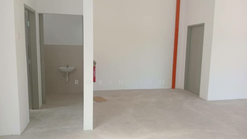 Kedai untuk Disewa di Gelang Patah (Johor) - Robin Lim - Interior - PropertyGuru.com.my