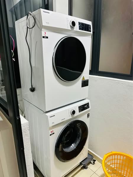Servis Apartment untuk Disewa di United Point (Residensi Berpadu) - JJ Lim - Balcony - PropertyGuru.com.my