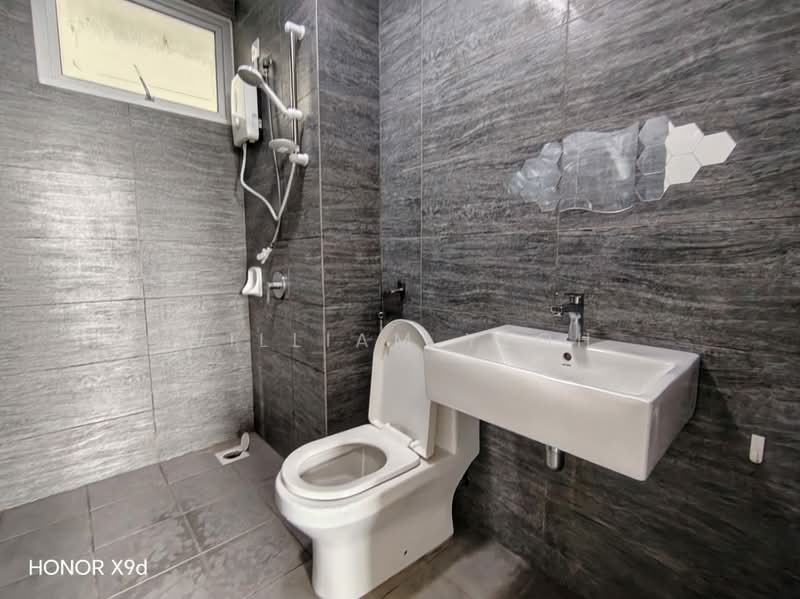 Service Residence for Rent at Gaya Resort Homes - William Yeoh - Bathroom - PropertyGuru.com.my