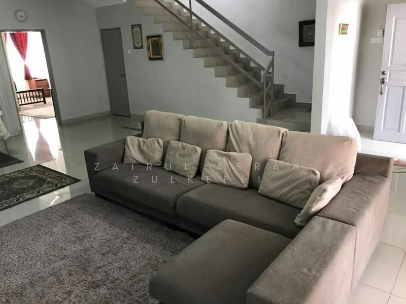Rumah Teres 2 Tingkat untuk Dijual di Bangi (Selangor) - Zairul Asrah Zulkefli - Living Room - PropertyGuru.com.my