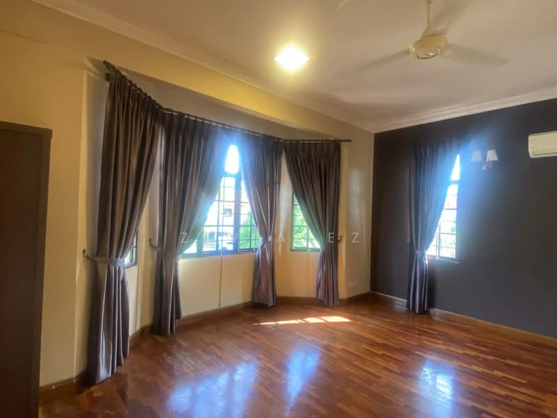 Rumah Teres untuk Disewa di Bukit Rahman Putra (Sungai Buloh) - Zev Azez - PropertyGuru.com.my