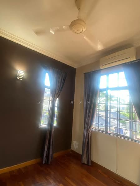 Rumah Teres untuk Disewa di Bukit Rahman Putra (Sungai Buloh) - Zev Azez - PropertyGuru.com.my