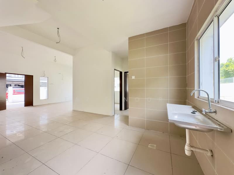 Semi-Detached House for Sale in Taman Desiran Bayu (Puchong) - Fazie Noor - Interior - PropertyGuru.com.my