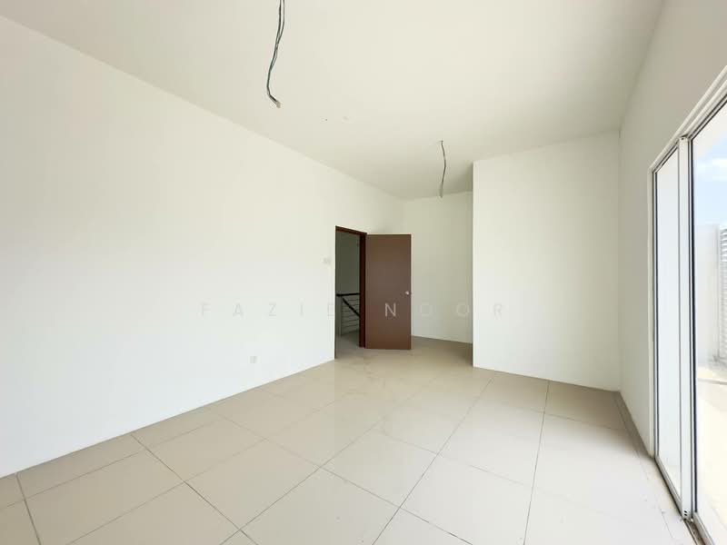Semi-Detached House for Sale in Taman Desiran Bayu (Puchong) - Fazie Noor - Interior - PropertyGuru.com.my