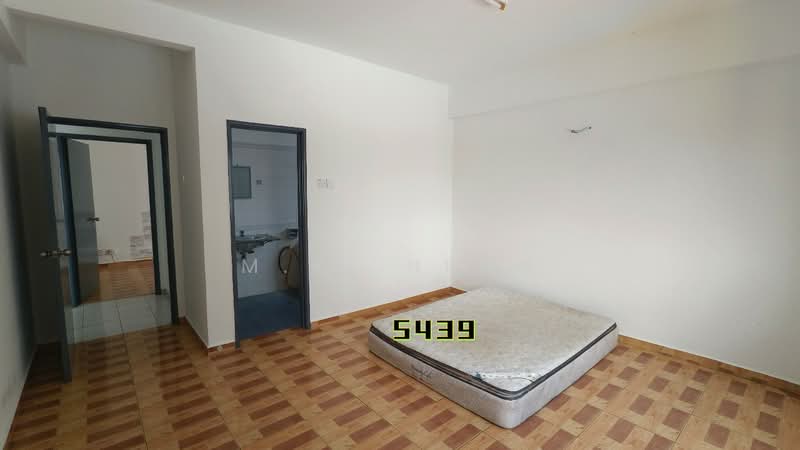 Kondominium untuk Dijual di Dynasty Condo (Dinasti Klang) - M.K. Heng - Bedroom - PropertyGuru.com.my