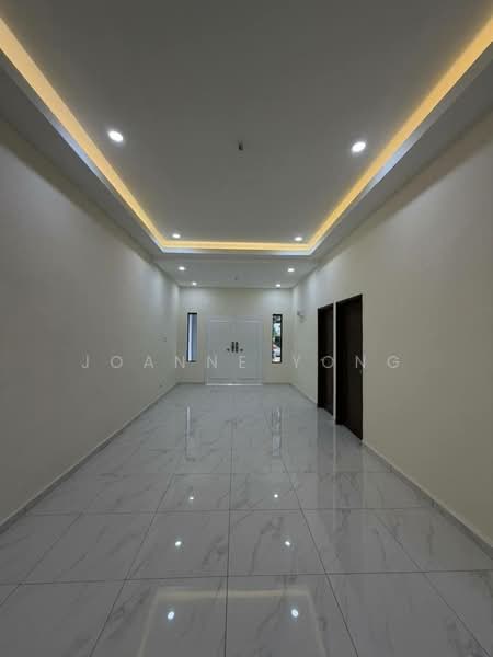 Rumah Teres 1 Tingkat untuk Dijual di Johor Bahru (Johor) - Joanne Yong - Entrance - PropertyGuru.com.my