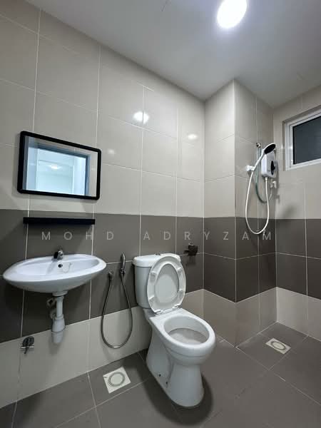Service Residence for Rent at Saville D'lake - Mohd Adryzam - Bathroom - PropertyGuru.com.my