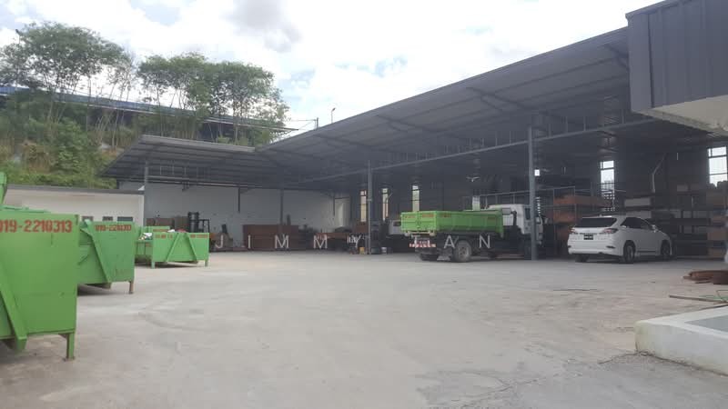 Warehouse for Rent in Kampung Melayu Subang (Sungai Buloh) - Jimmy Tan - Exterior - PropertyGuru.com.my