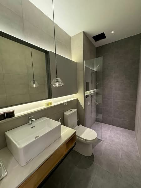 Servis Apartment untuk Dijual di SWNK Houze @ BBCC - Leon Lee - Bathroom - PropertyGuru.com.my