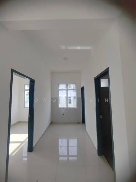 Rumah Teres 2 Tingkat untuk Disewa di Bandar Dato Onn (Tebrau) - Wong Yi Xin - Corridor - PropertyGuru.com.my