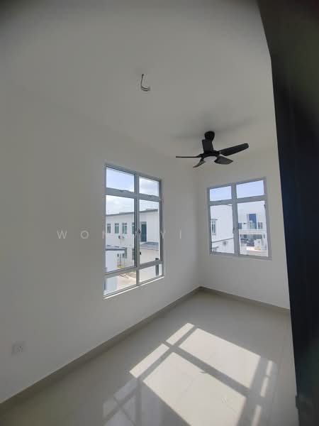 Rumah Teres 2 Tingkat untuk Disewa di Bandar Dato Onn (Tebrau) - Wong Yi Xin - Interior - PropertyGuru.com.my