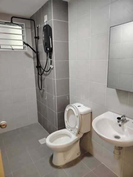 Servis Apartment untuk Disewa di Residensi Vista Harmoni Sentul - JJ Lim - Bathroom - PropertyGuru.com.my