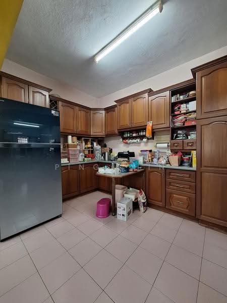 2-storey Terraced House for Sale in Jalan Klang Lama (Old Klang Road) (Kuala Lumpur) - Ping Chin - Kitchen - PropertyGuru.com.my