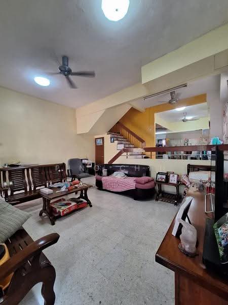 2-storey Terraced House for Sale in Jalan Klang Lama (Old Klang Road) (Kuala Lumpur) - Ping Chin - Living Room - PropertyGuru.com.my