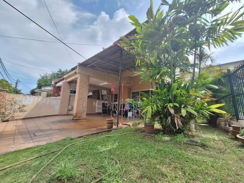 2-storey Terraced House for Sale in Jalan Klang Lama (Old Klang Road) (Kuala Lumpur) - Ping Chin - Exterior - PropertyGuru.com.my