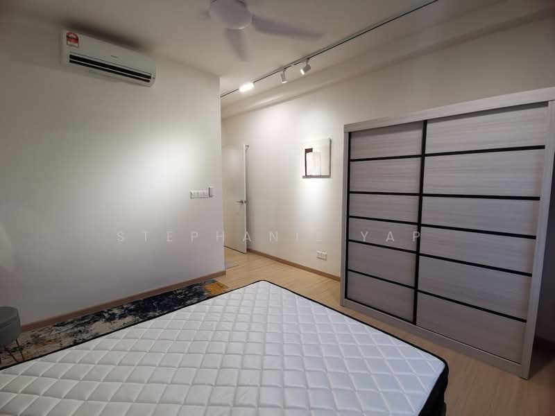 Servis Apartment untuk Dijual di Gravit8, Klang - Stephanie Yap - Bedroom - PropertyGuru.com.my