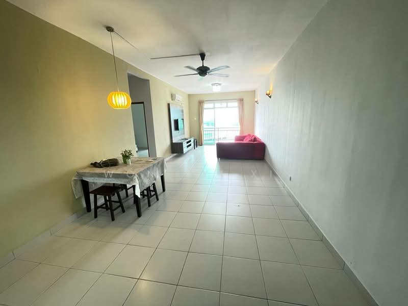 Service Residence for Sale at Tebrau City Residences - Wong Yi Xin - Living Room - PropertyGuru.com.my