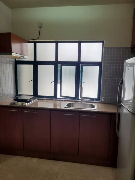 Condominium for Rent at 10 Semantan Suites - Jason Chee - Kitchen - PropertyGuru.com.my