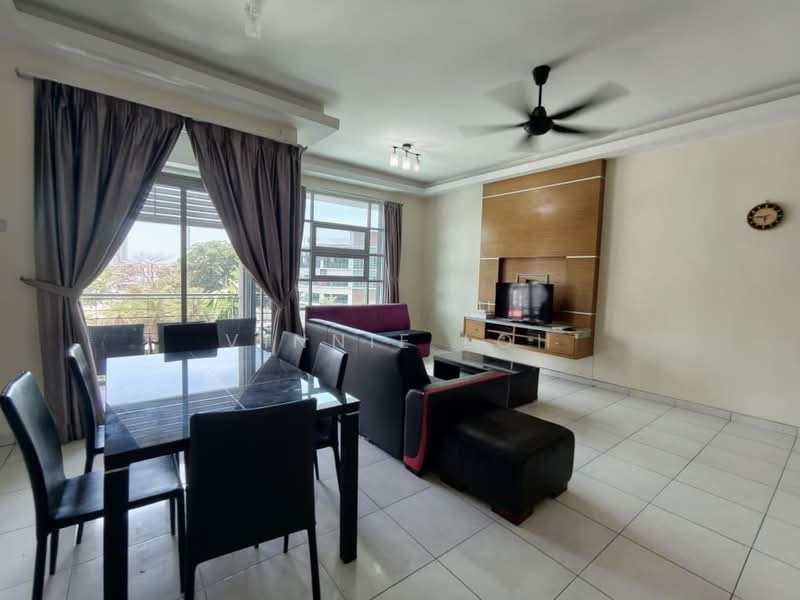 Kondominium untuk Disewa di The Brezza - Vinnie Loh - Living Room - PropertyGuru.com.my