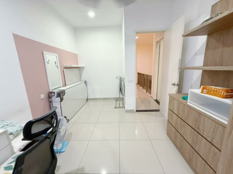 2-storey Terraced House for Sale in Setia Eco Cascadia (Tebrau) - Ee Fong Toh - Corridor - PropertyGuru.com.my