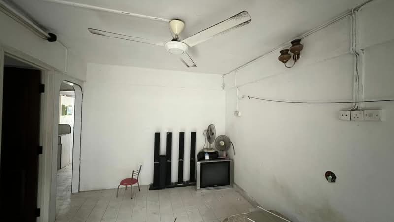 Rumah Flat untuk Dijual di Bukit Gedong - CC Ooi - Living Room - PropertyGuru.com.my