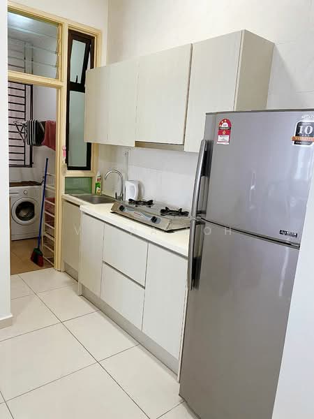 Service Residence for Sale at D'Summit Residences - Vinna Loh - Kitchen - PropertyGuru.com.my
