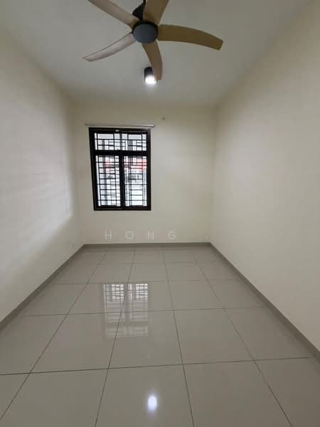 Rumah Teres 1 Tingkat untuk Dijual di Taman Pelangi Indah (Ulu Tiram) - Hong . - Interior - PropertyGuru.com.my