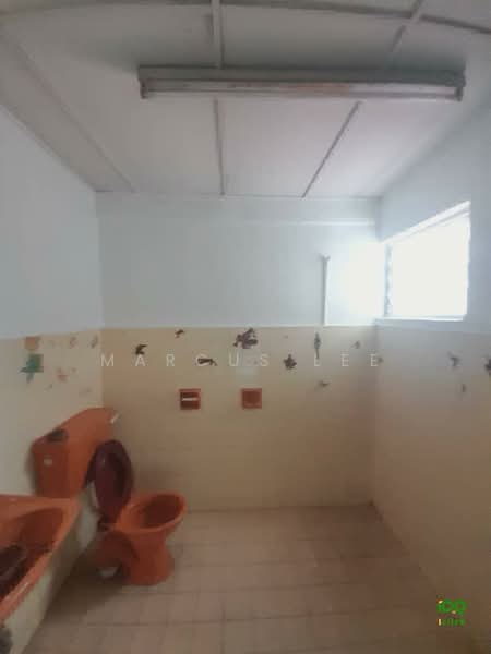 1-storey Terraced House for Sale in Batu Caves (Kuala Lumpur) - Marcus Lee - Bathroom - PropertyGuru.com.my